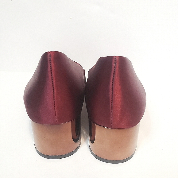 Vince Camuto Im-Helsh Currant Burgundy Holiday Christmas Satin shiny Heel Pump - Picture 3 of 6